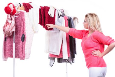 Kadın giyim, kararsızlık seçme ev dolaba