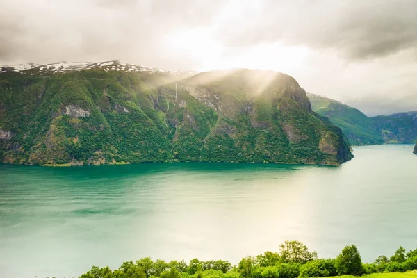 Widok na fiordy i Dolina Aurland w Norwegii — Zdjęcie stockowe