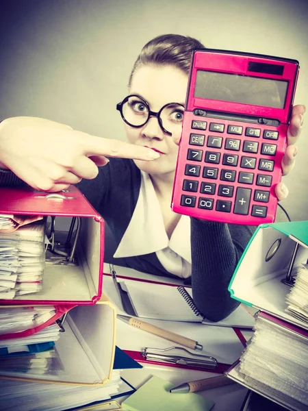 Businesswoman with big red calculator. — Stock Photo, Image