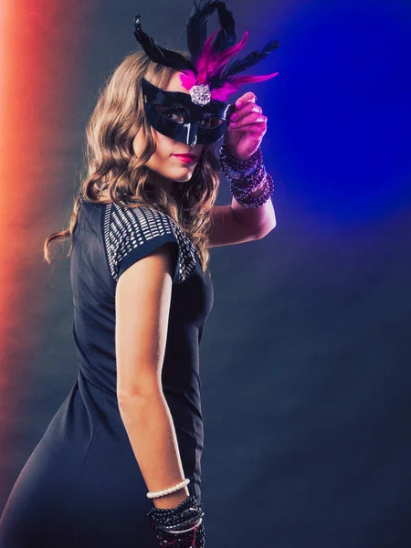 Woman with carnival venetian mask on dark — Stock Photo, Image