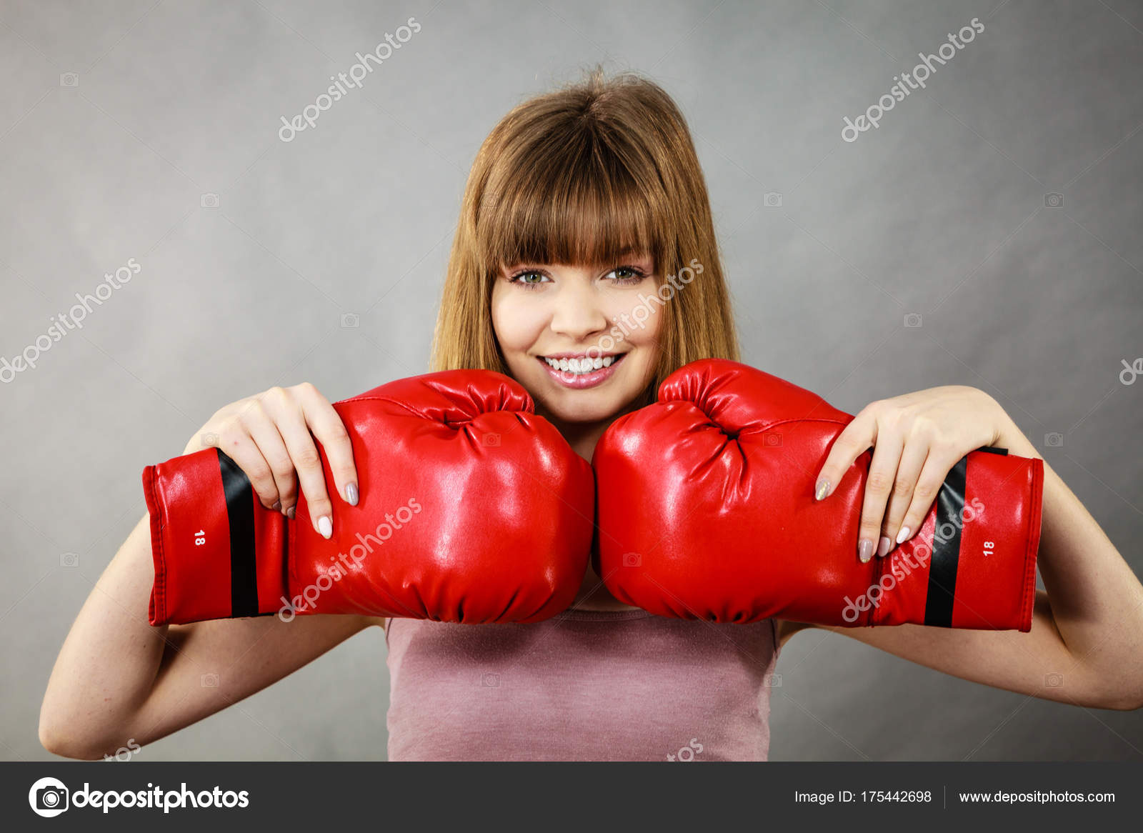 Gants De Boxe Pour Le Portefeuille Femme Photographie