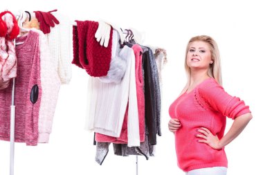 Kadın giyim, kararsızlık seçme ev dolaba