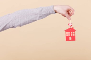 Erkek el ev sembolüyle tuşunu basılı tutarak