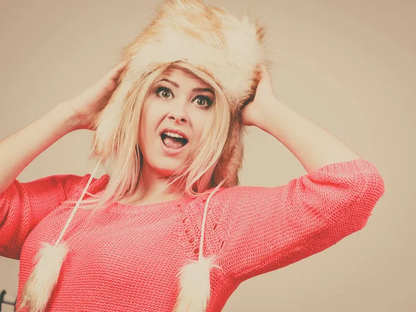 Attractive woman wearing furry winter hat — Stock Photo, Image