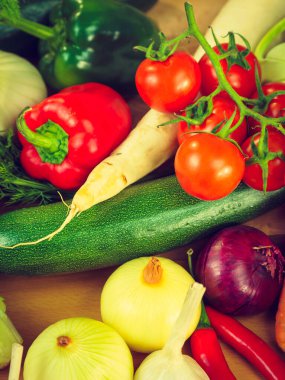 Birçok sağlıklı renkli sebze