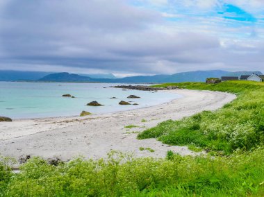 Deniz manzarası kum plaj Lofoten Norveç ile