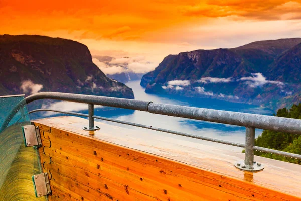 Paisaje de fiordos en el mirador Stegastein Noruega — Foto de Stock