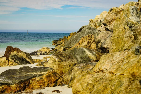 Seascape med sten vågdjup — Stockfoto