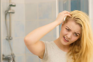 Having problem sarı saçlı erkek