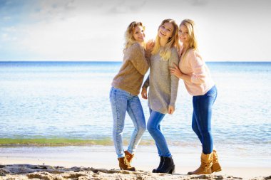 Üç şık modelleri açık