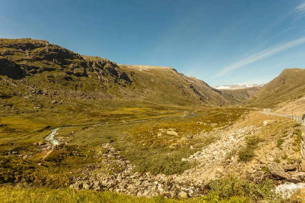 Paisagem de montanhas. Rota norueguesa Sognefjellet — Fotografia de Stock