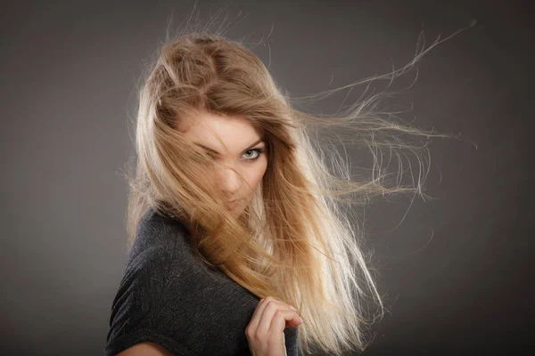 Gorgeous blonde woman with open waving hair. — Stock Photo, Image