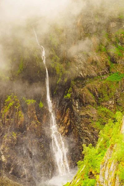 Voringsfossen водоспад, Mabodalen Каньйон Норвегії — стокове фото