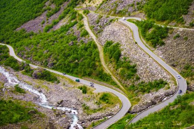 Norveç'te trollstigen dağ yolu