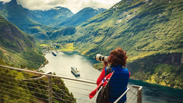 Fotografia turistica del paesaggio fiordo, Norvegia — Foto Stock