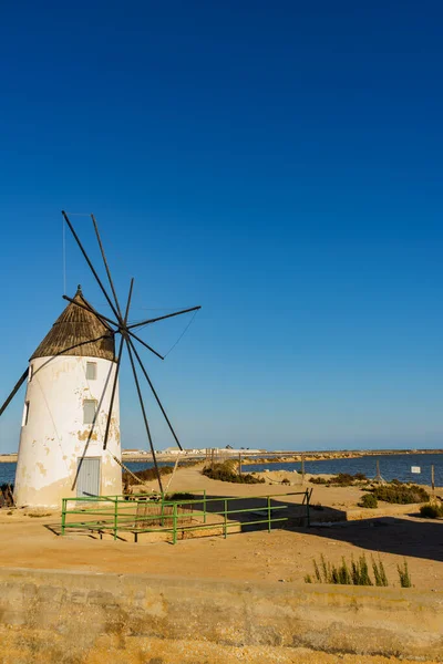 Oude Historische Molen Kwelders Bij San Pedro Del Pinatar Park — Stockfoto