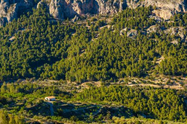 İspanyol dağları kayalık arazi, Alicante bölgesi, Costa Blanca bayramı