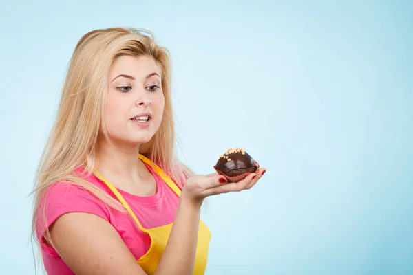 Diet Sweets Food Concept Woman Holding Delicious Chocolate Cupcake Peanut — Stock Photo, Image