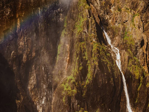 Cachoeira Voringsfossen Com Arco Íris Verão Vale Mabodalen Noruega Rota — Fotografia de Stock