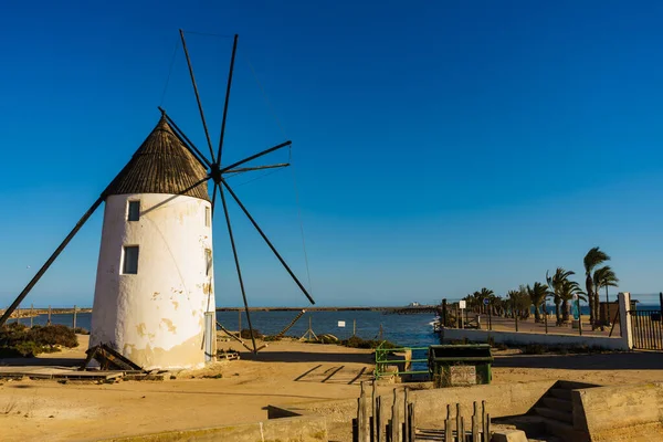 Oude Historische Molen Kwelders Bij San Pedro Del Pinatar Park — Stockfoto