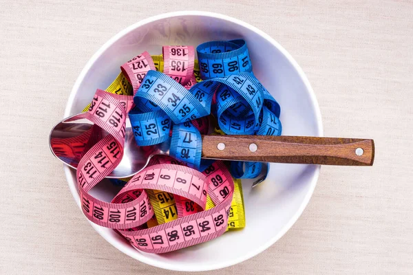 Ernähren Sie Sich Gesund Und Schlank Viele Bunte Maßbänder Schale — Stockfoto