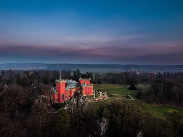 Hradek Nechanice Een Neogotisch Chateau Gebouw Gelegen Een Lichte Hoogte — Stockfoto