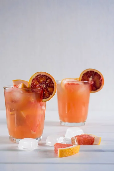 Full glass of grapefruit juice — Stock Photo, Image