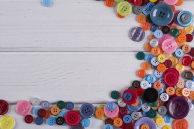 Renkli dikiş düğmeleri çerçeve