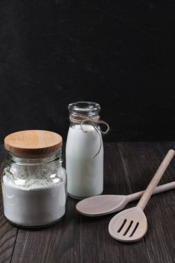 Zencefilli kurabiye hazırlama.