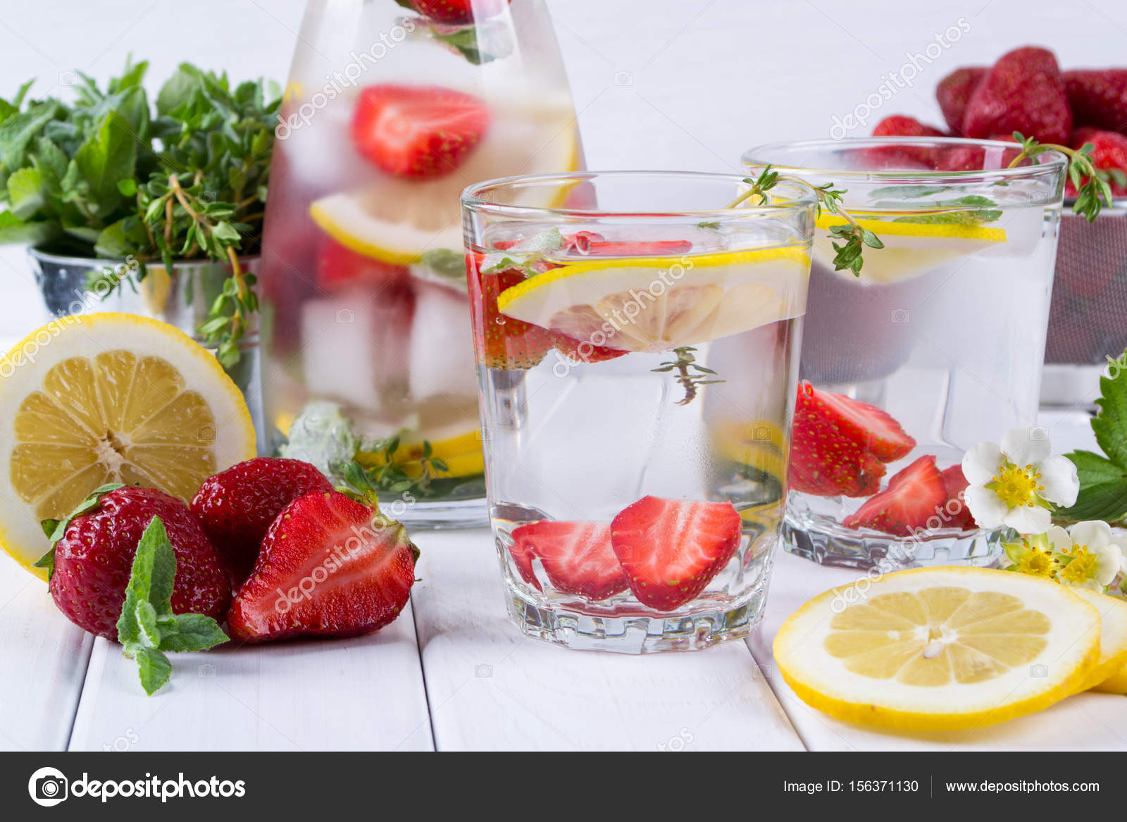 Maden Sulu Naneli Limonata Tarifi Maden Sulu Naneli Limonata Tarifi