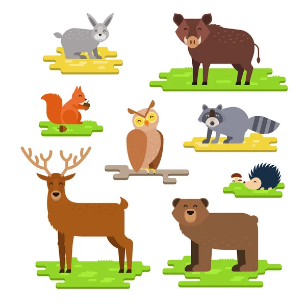 Los animales del bosque fijan la ilustración plana del vector con la liebre, jabalí, ardilla, búho, mapache, erizo, ciervo, oso en el pedazo de tierra . — Archivo Imágenes Vectoriales