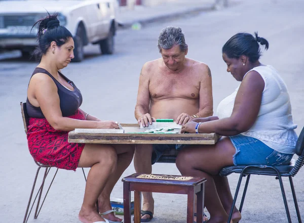 Dominos players in Havana , Cuba — ストック写真