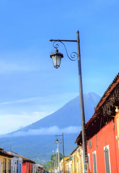 Antigua Guatemala vista de rua — Fotografia de Stock