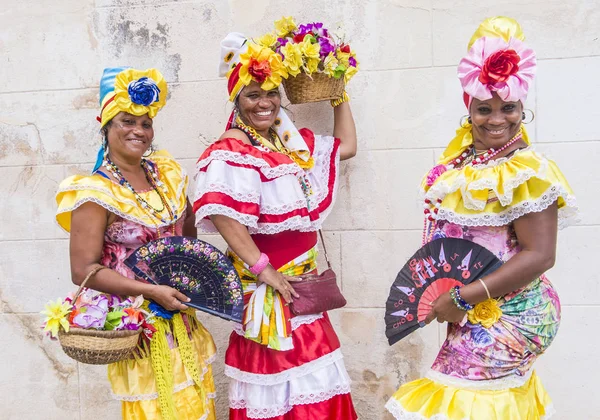 Portret van een Cubaanse vrouw — Stockfoto