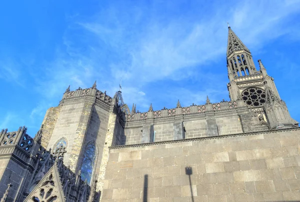 Церковь Parroquia De Nuestra Senora Del Rosario в Гвадалахаре — стоковое фото