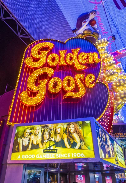 Las Vegas, golden goose — Zdjęcie stockowe