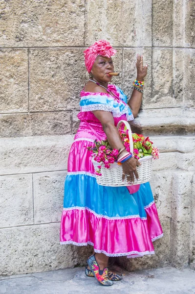 Porträt einer kubanischen Frau — Stockfoto