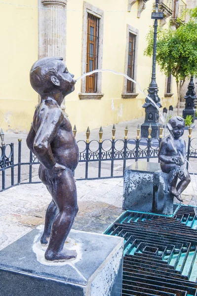 Fuente De Los Ninos Miones Guadalajara 'da