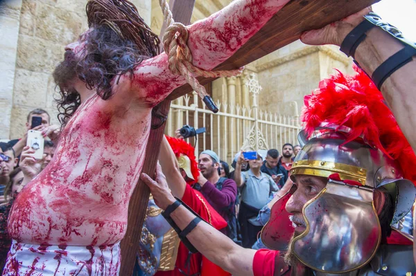 Ο Ιησούς crucifixtion reenacting — Φωτογραφία Αρχείου