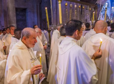 Kudüs'te Kutsal Kabir Kilisesi Paskalya