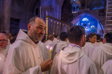 Kudüs'te Kutsal Kabir Kilisesi Paskalya