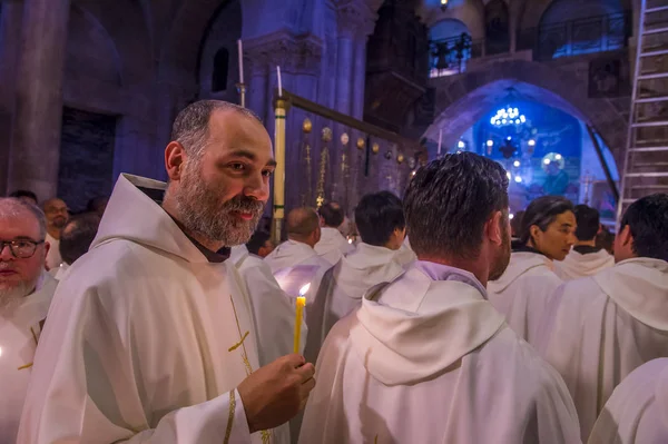 Kudüs'te Kutsal Kabir Kilisesi Paskalya