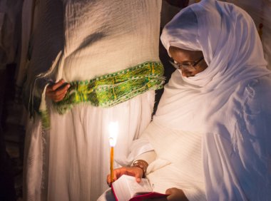 Etiyopya kutsal ateş töreni