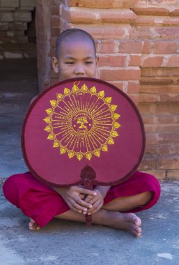 Acemi keşiş bagan Myanmar içinde