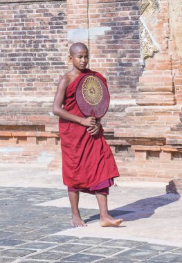 Acemi keşiş bagan Myanmar içinde