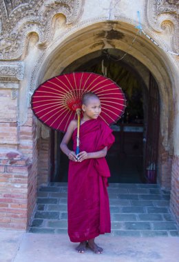 Acemi keşiş bagan Myanmar içinde