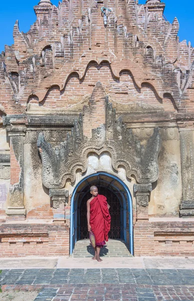 Acemi keşiş bagan Myanmar içinde