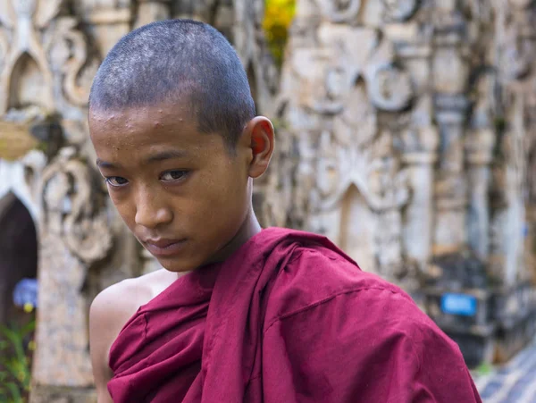 Acemi monk Kakku pagoda Myanmar '