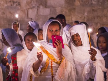 Etiyopya kutsal ateş töreni