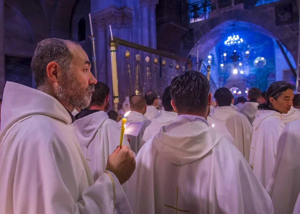 Easter in the church of the holy sepulcher in Jerusalem — Stock Photo, Image